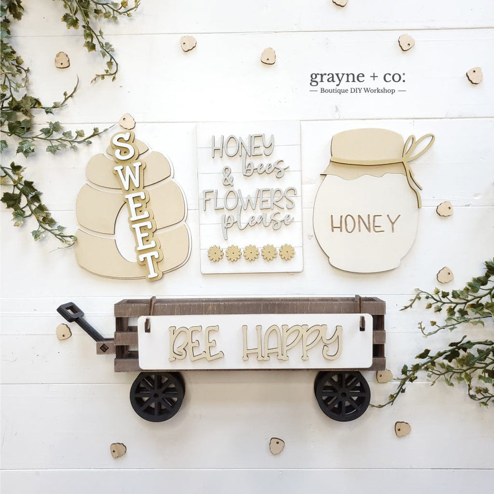
                
                    Load image into Gallery viewer, Grayne &amp;amp; Co. Kits BEE Interchangeable Wagon DIY Kit
                
            