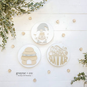 
                
                    Load image into Gallery viewer, Grayne &amp;amp; Co. Kits BEE THEMED Interchangeable Shiplap Signs for DIY Kit
                
            